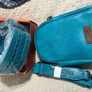 Wrangler Teal Crossbody Bag and Belt Set